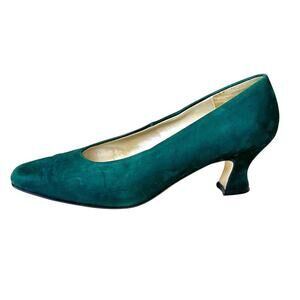 VINTAGE Emerald Green Regency Court Shoe Kitten Block Pump 7.5 Fairy Cottagecore